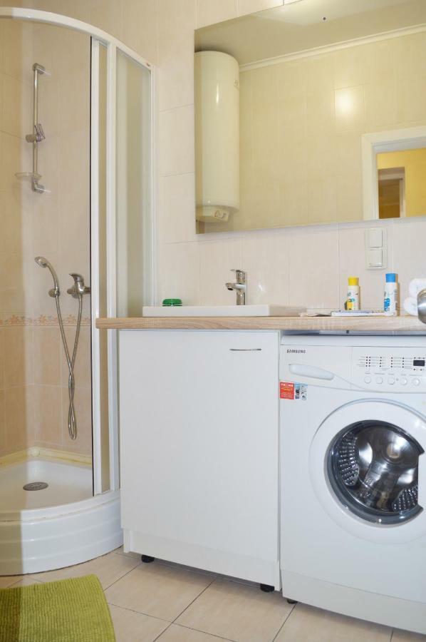 Owl Home Odessa Cozy Spacious Apartment In A Quiet Center Between Deribasovskaya And Privoz Esterno foto