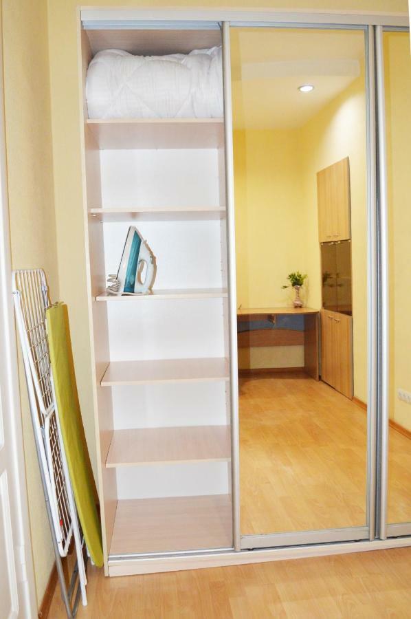 Owl Home Odessa Cozy Spacious Apartment In A Quiet Center Between Deribasovskaya And Privoz Esterno foto